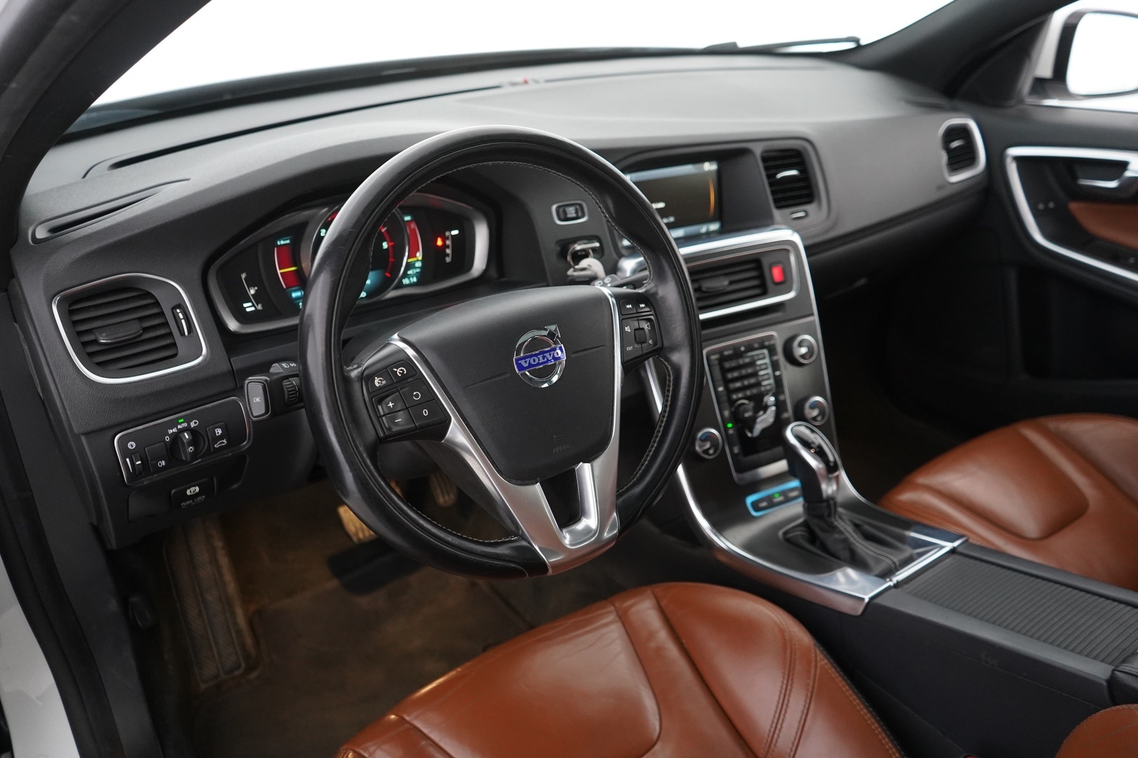 VOLVO V60 2013