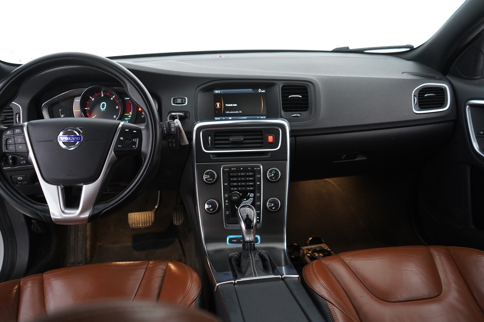VOLVO V60 2013