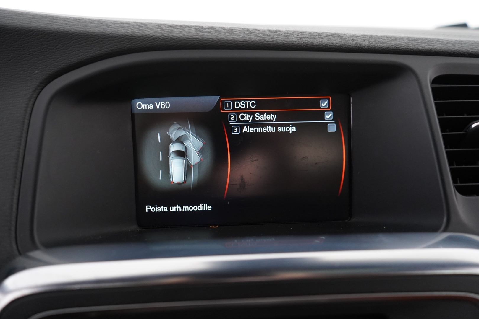 VOLVO V60 2013