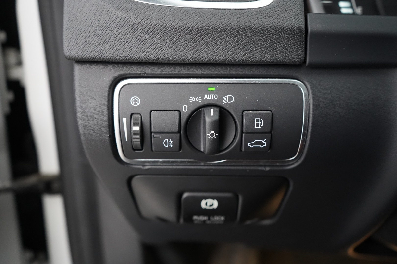 VOLVO V60 2013
