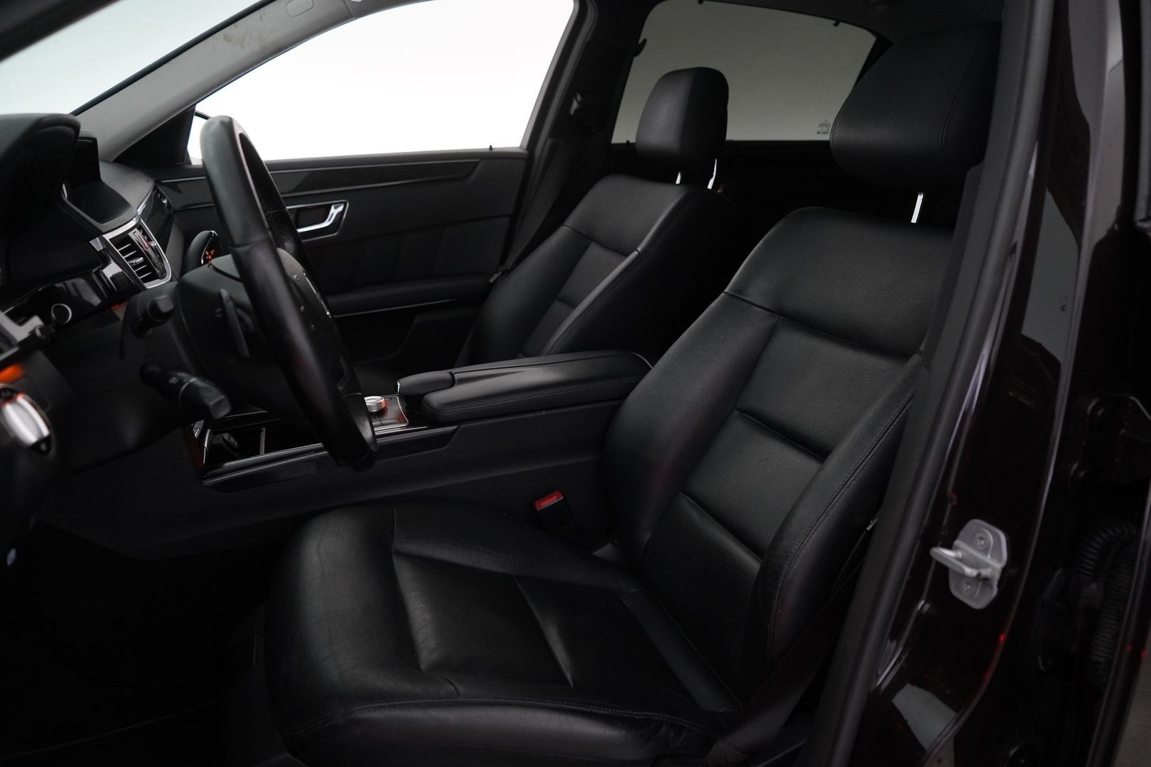 MERCEDES-BENZ E 2009