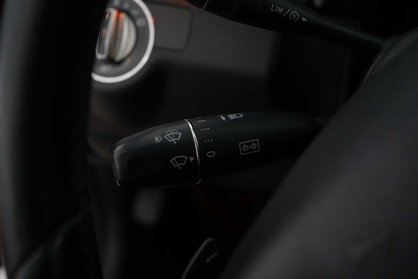 MERCEDES-BENZ E 2009