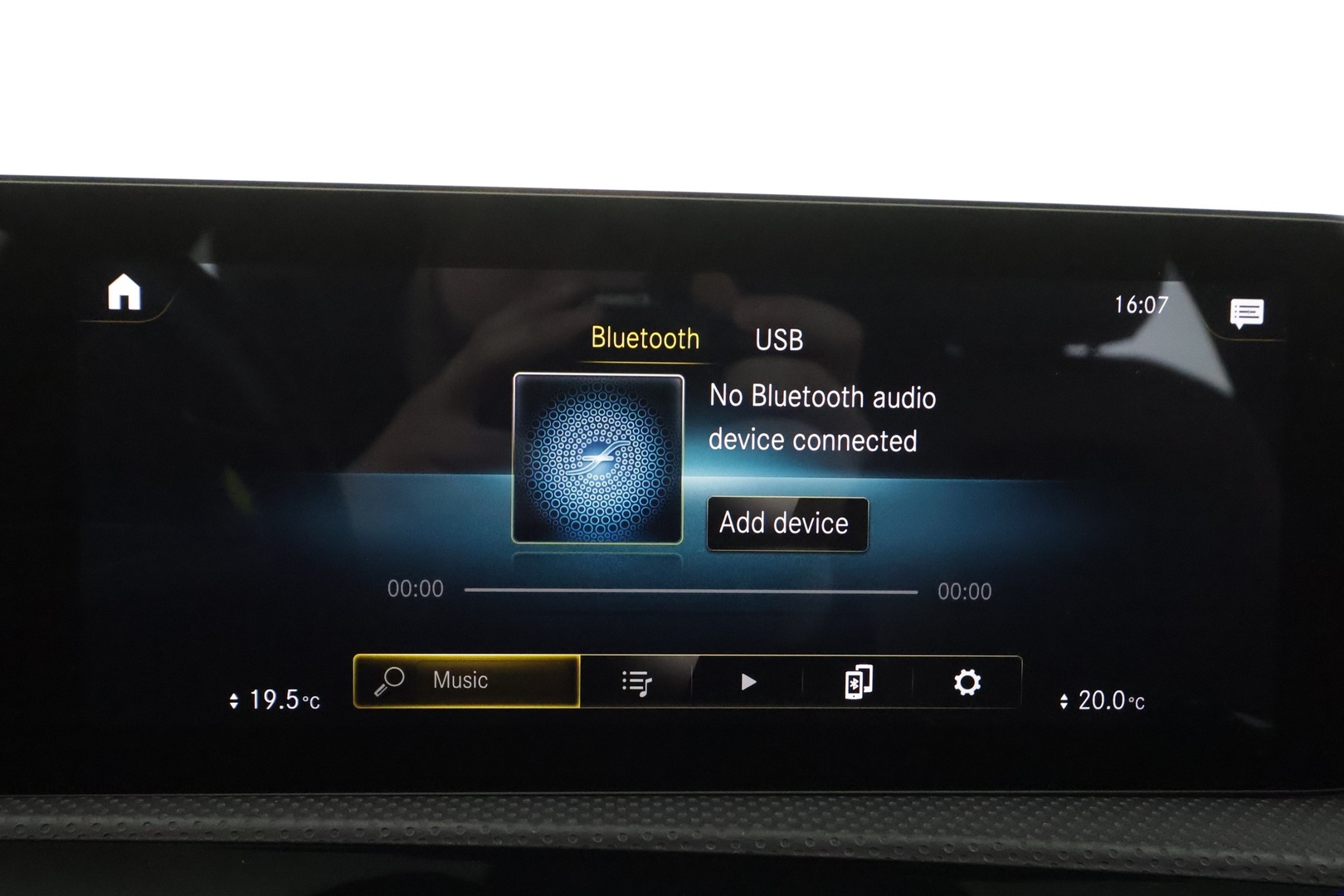 MERCEDES-BENZ CLA 2021