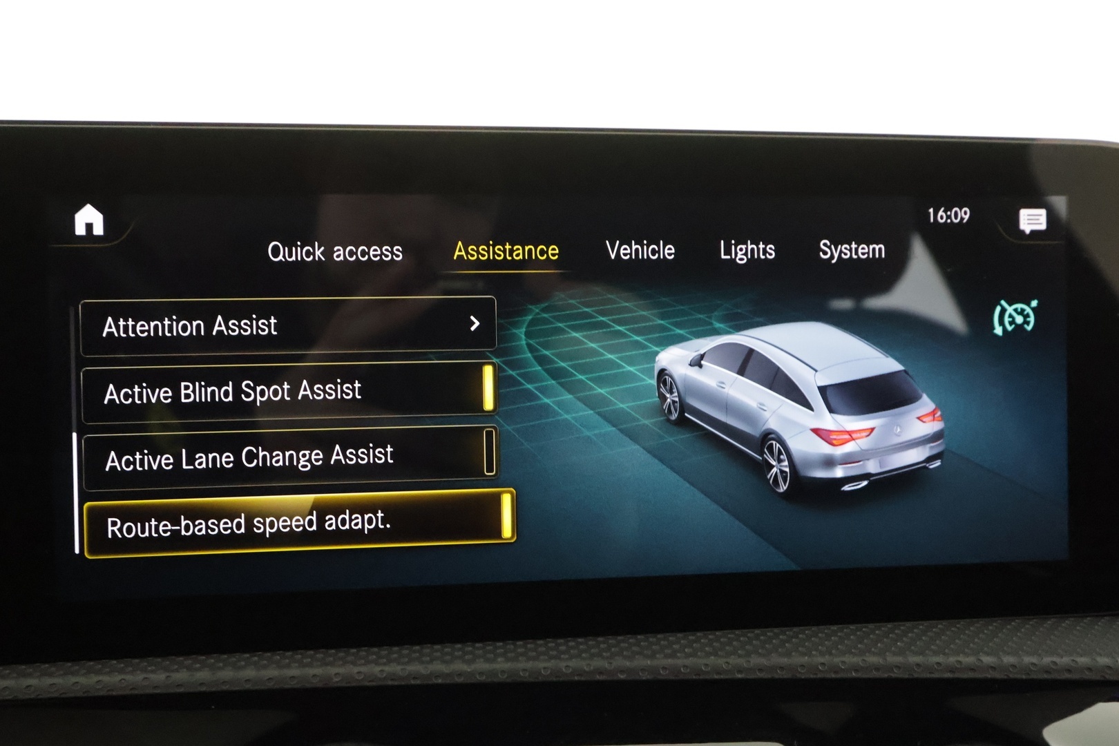 MERCEDES-BENZ CLA 2021