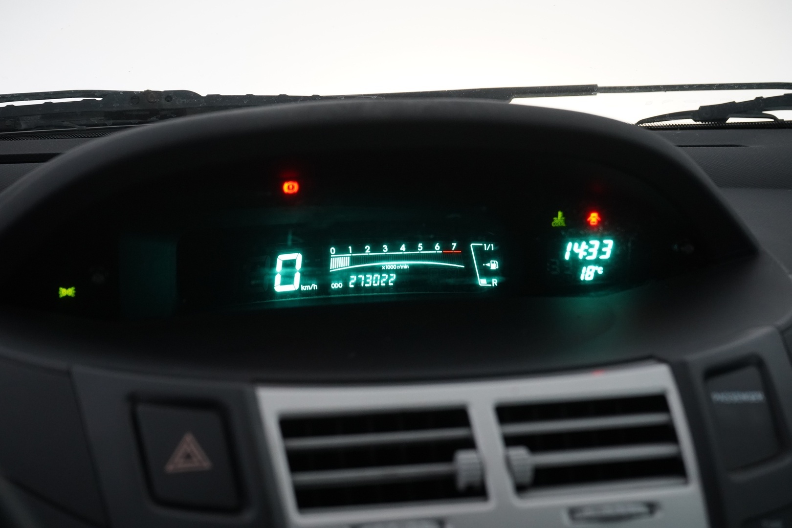 TOYOTA Yaris 2006