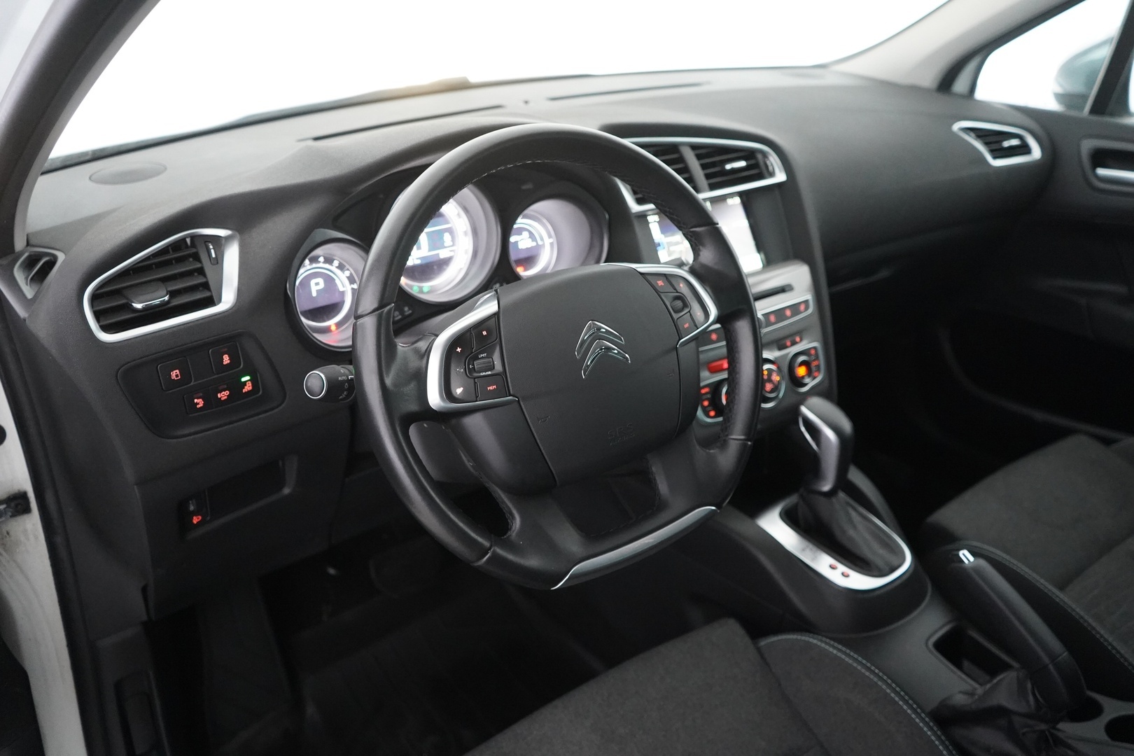 CITROEN C4 2016
