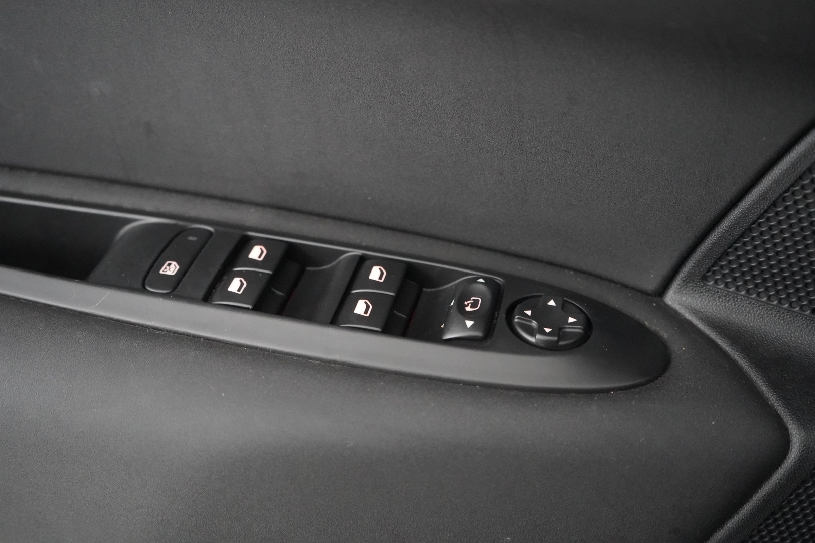 CITROEN C4 2016