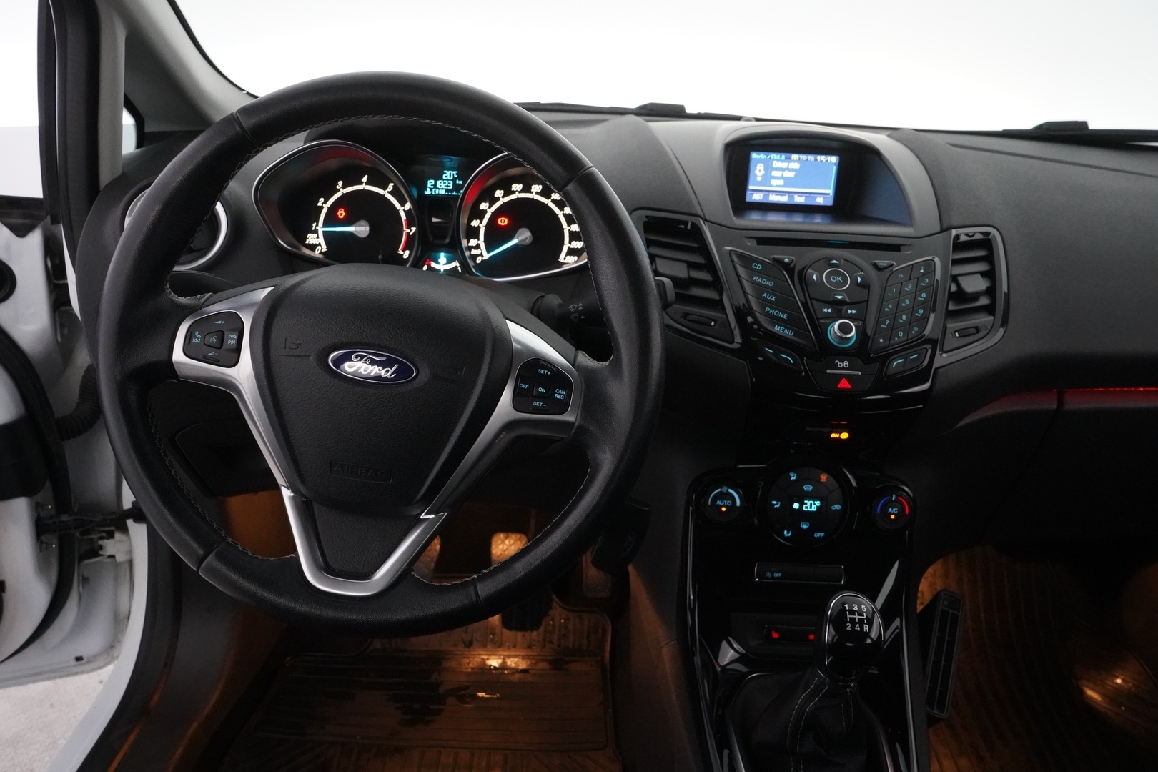 FORD Fiesta 2017