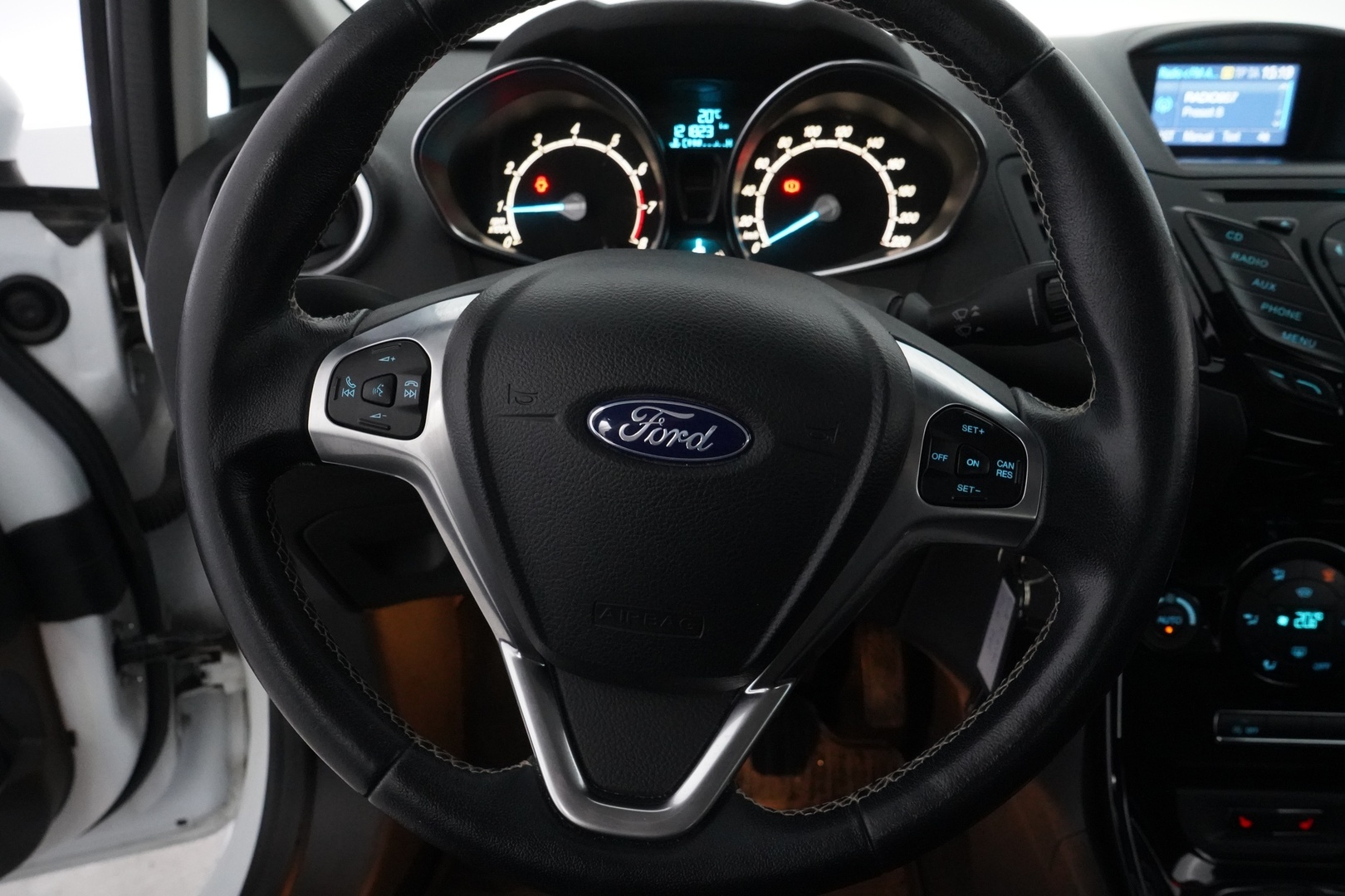 FORD Fiesta 2017