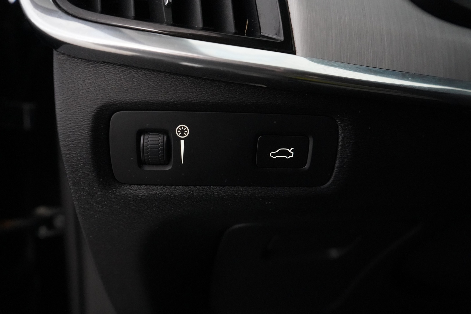 VOLVO V90 2018