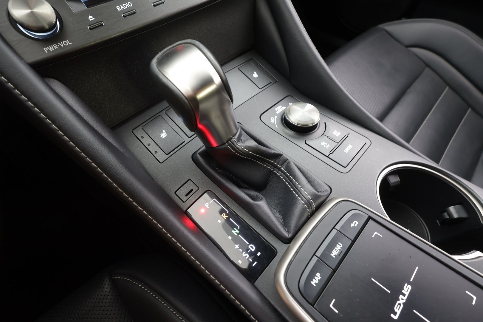 LEXUS RC 2019