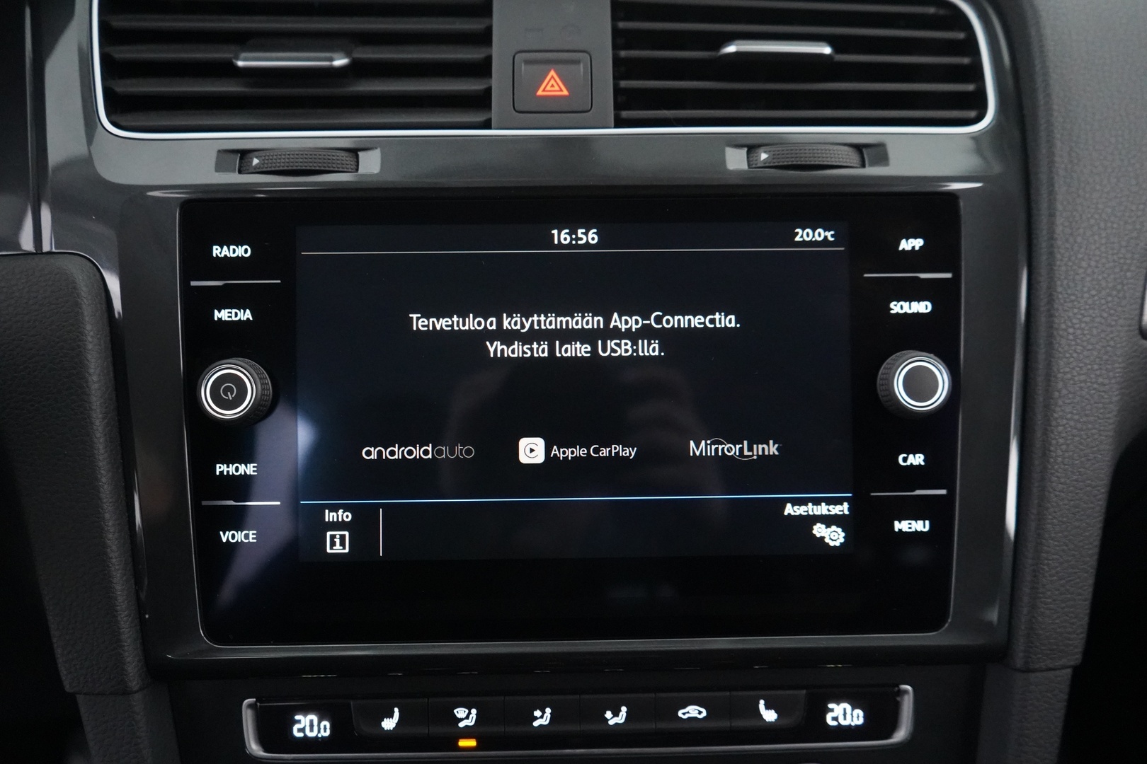 VOLKSWAGEN Golf 2020