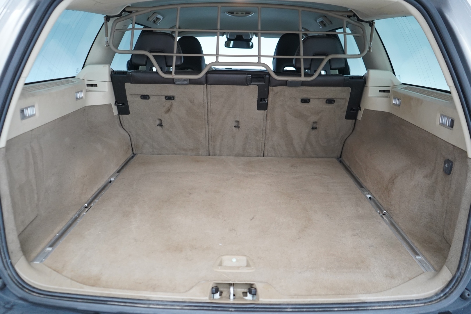 VOLVO XC70 2011