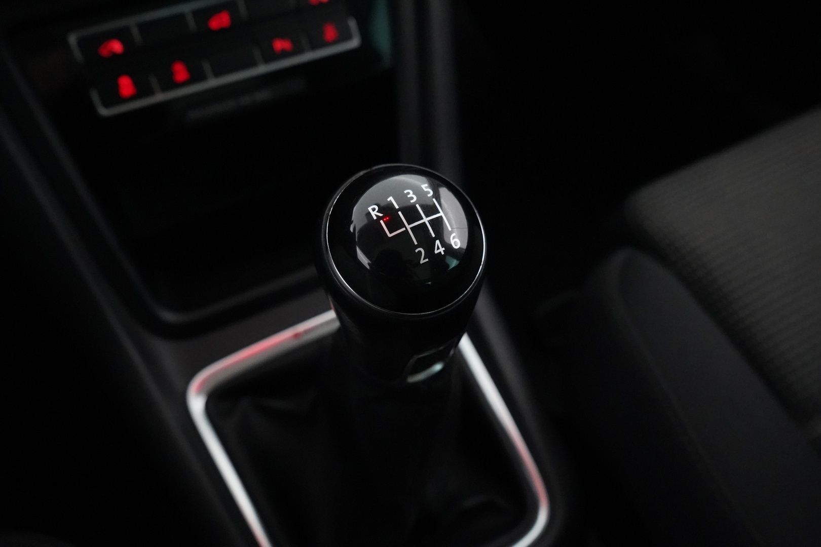 VOLKSWAGEN Sharan 2012