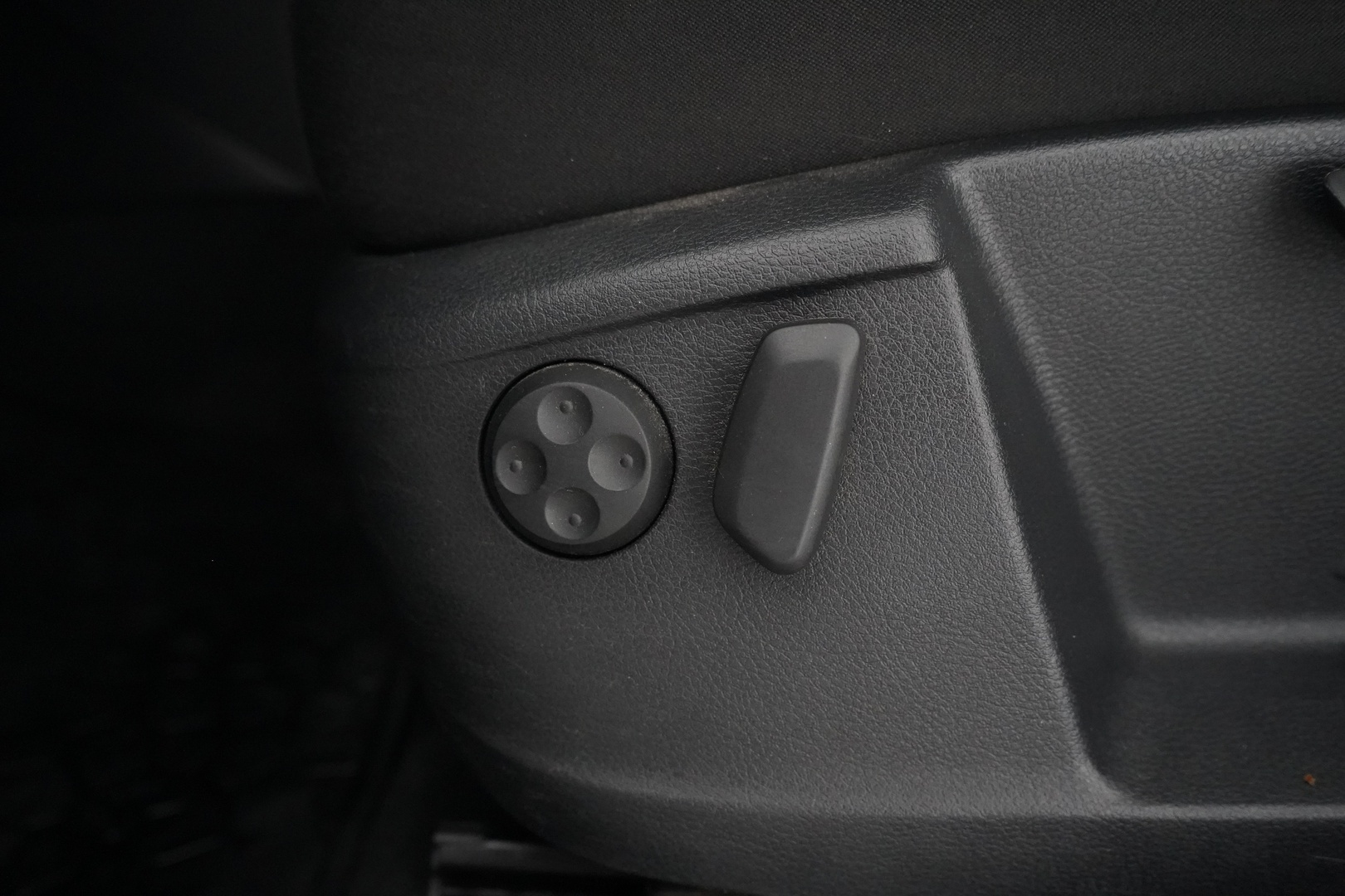 VOLKSWAGEN Sharan 2012