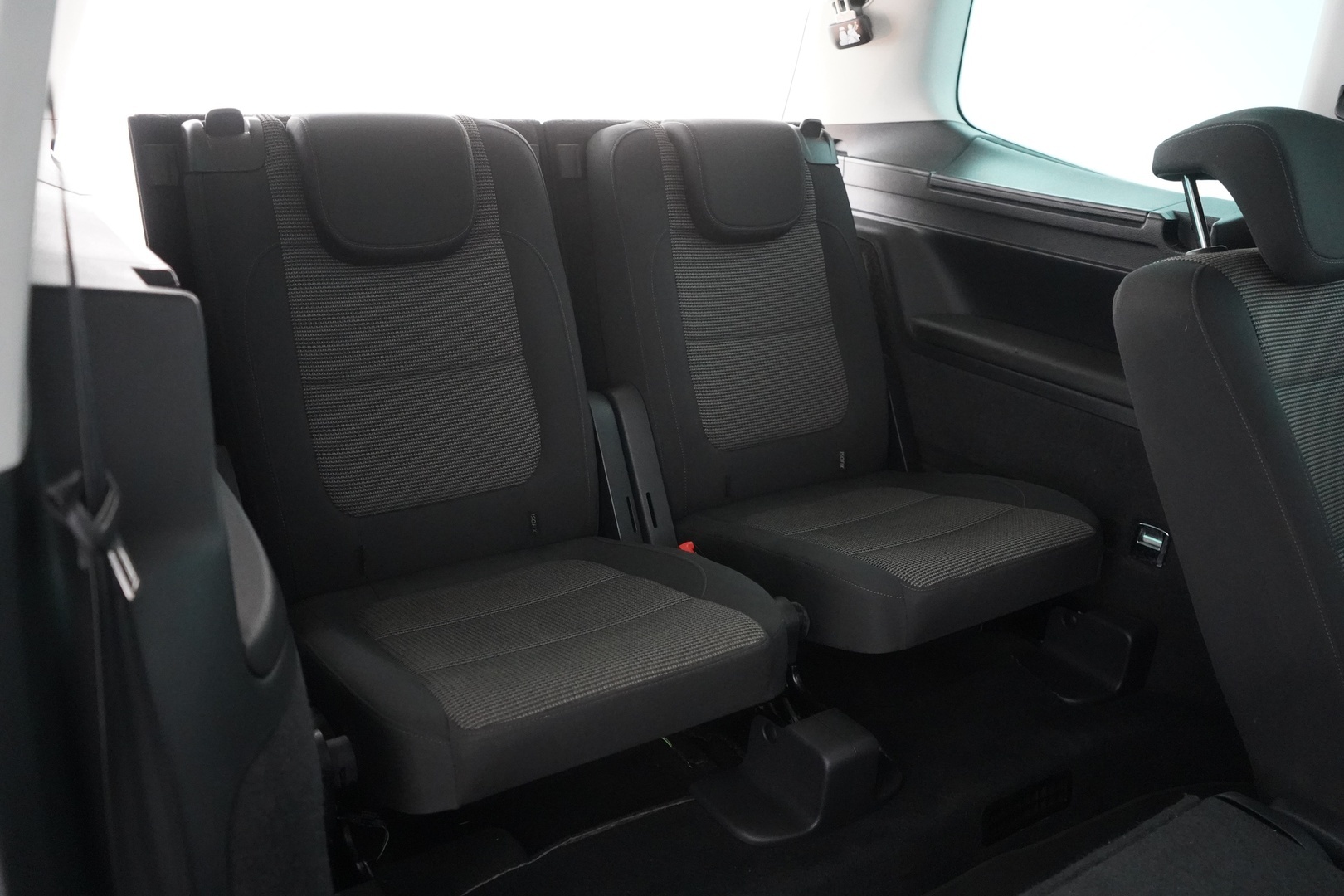 VOLKSWAGEN Sharan 2012