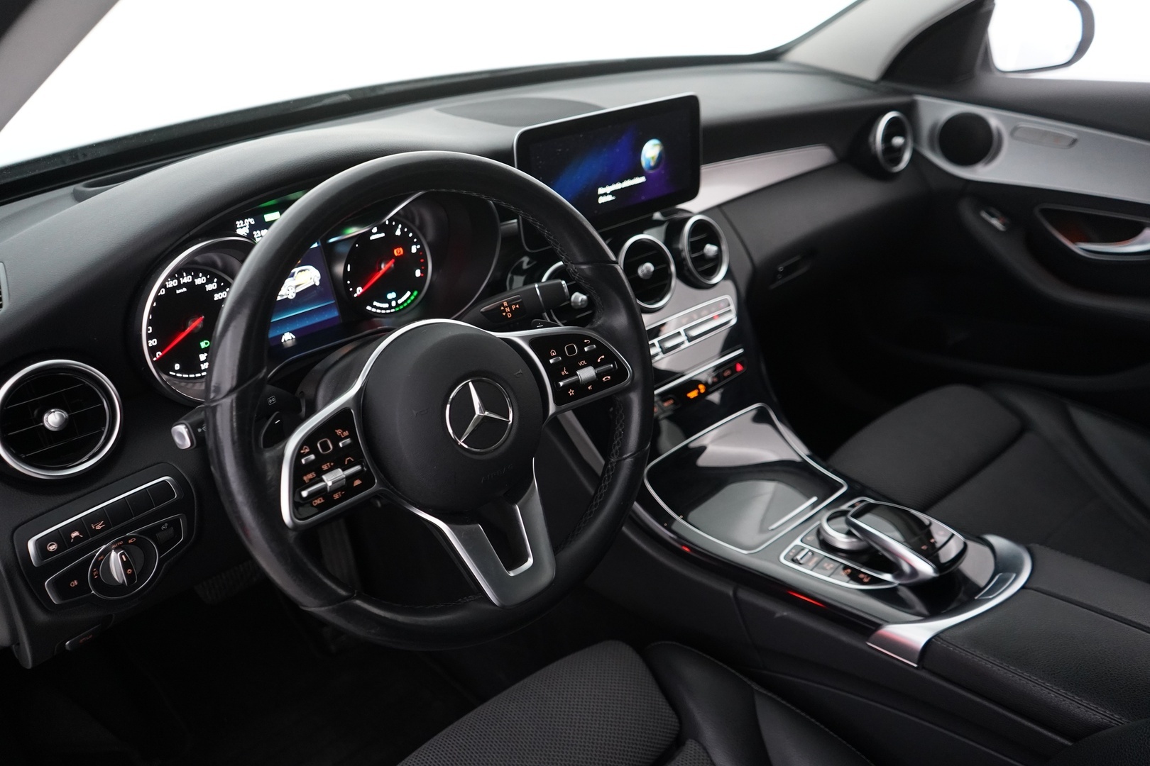 MERCEDES-BENZ C 2020