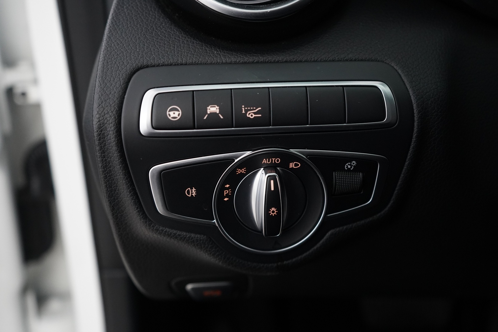 MERCEDES-BENZ C 2020