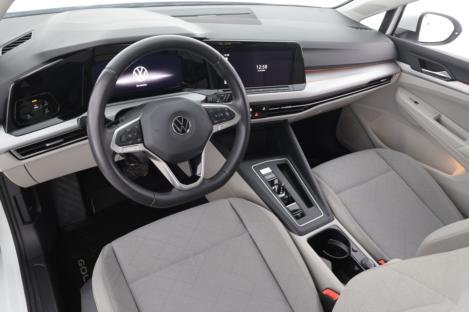 VOLKSWAGEN Golf 2022