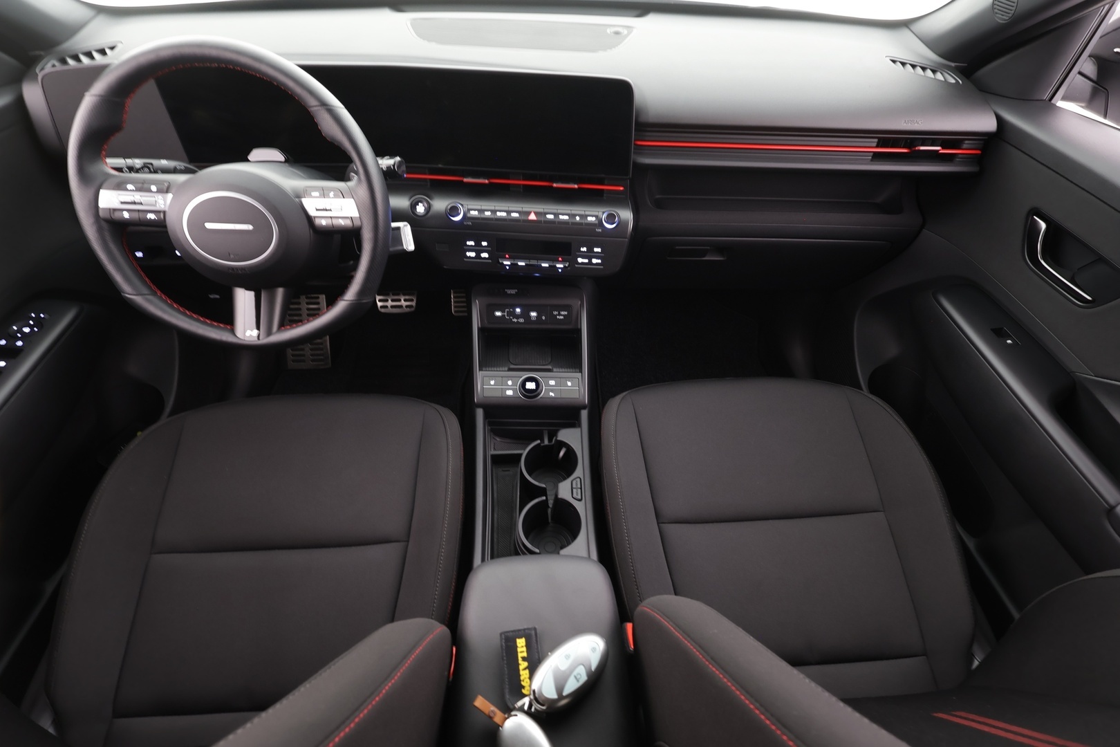 HYUNDAI KONA ELECTRIC 2025