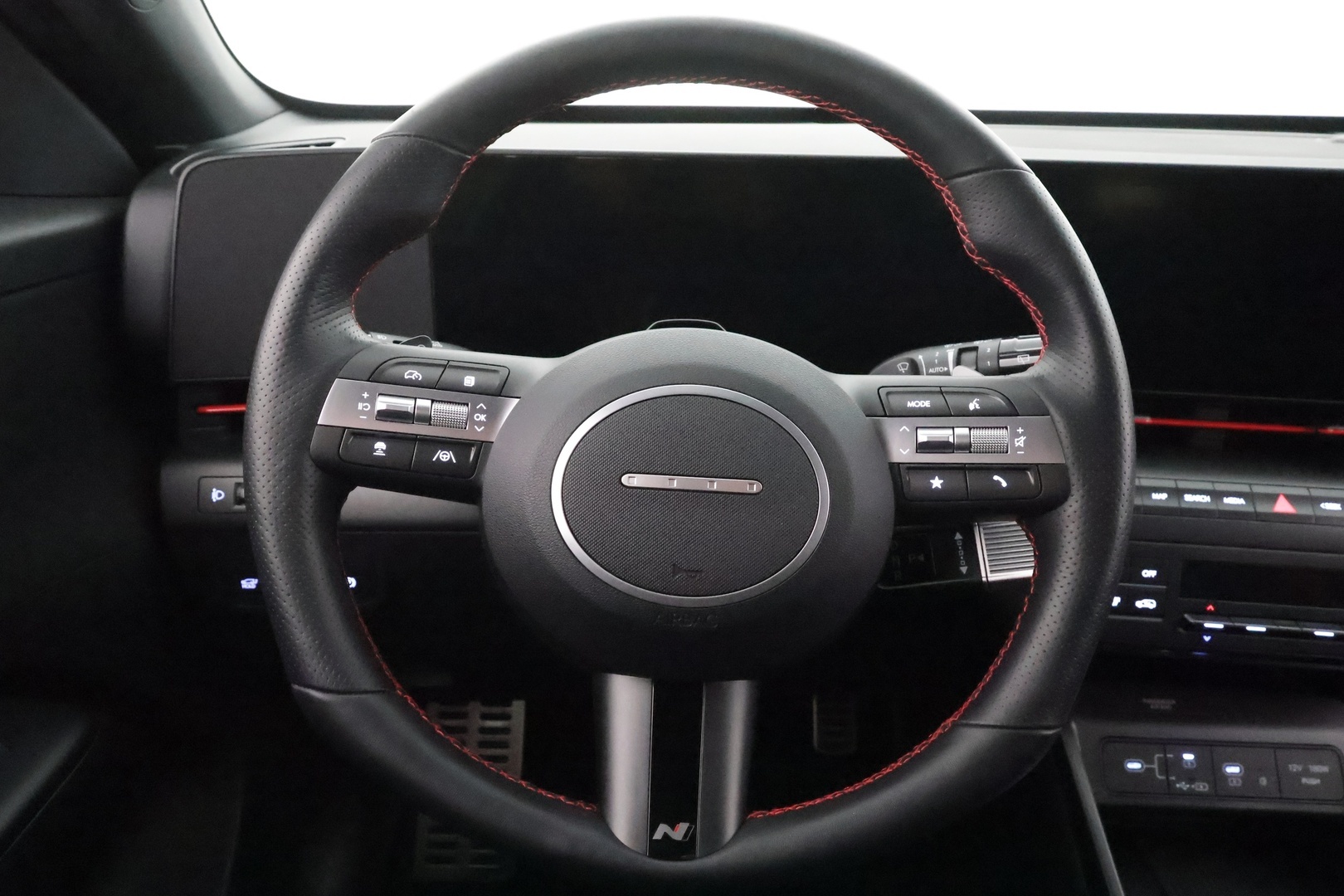 HYUNDAI KONA ELECTRIC 2025