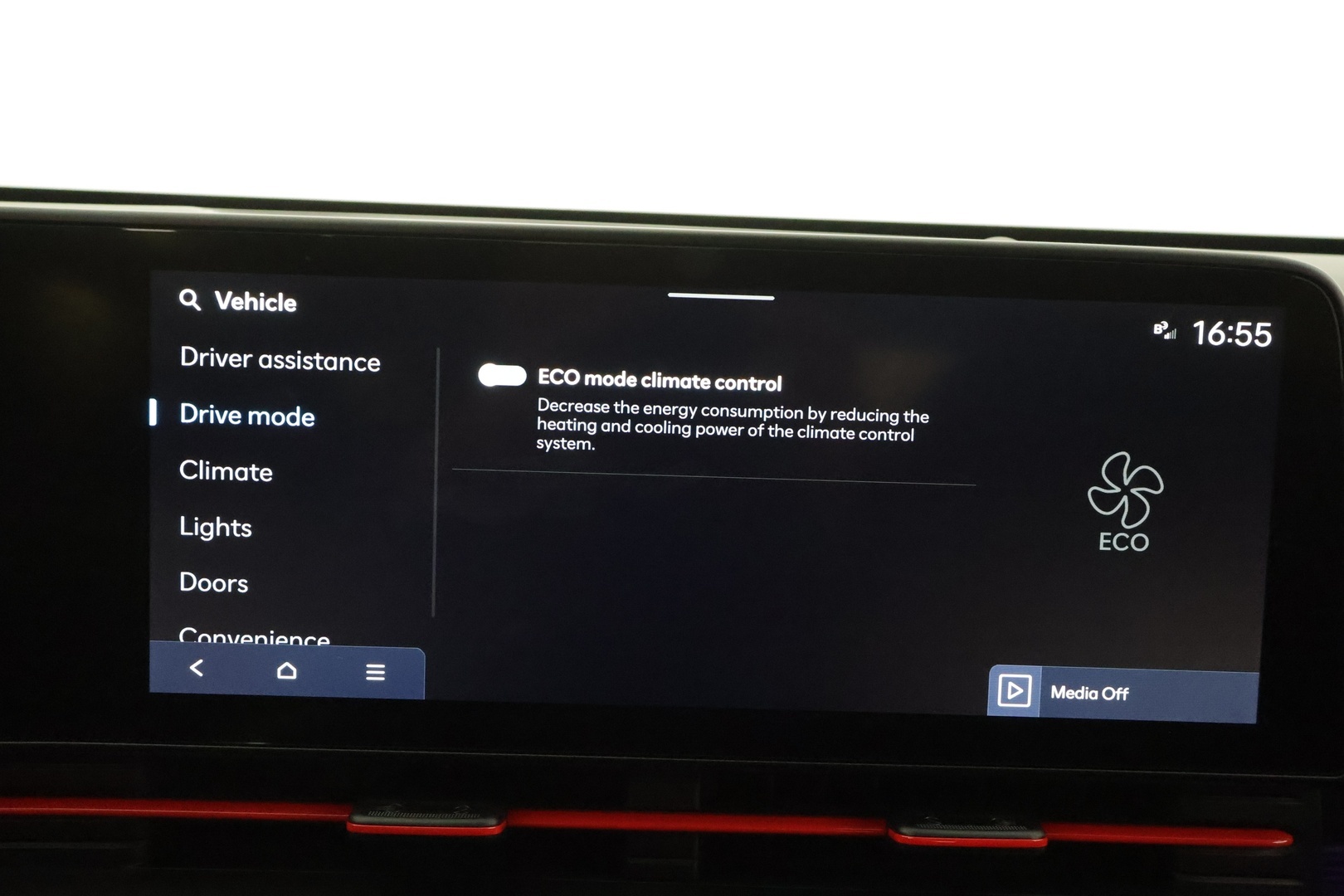 HYUNDAI KONA ELECTRIC 2025
