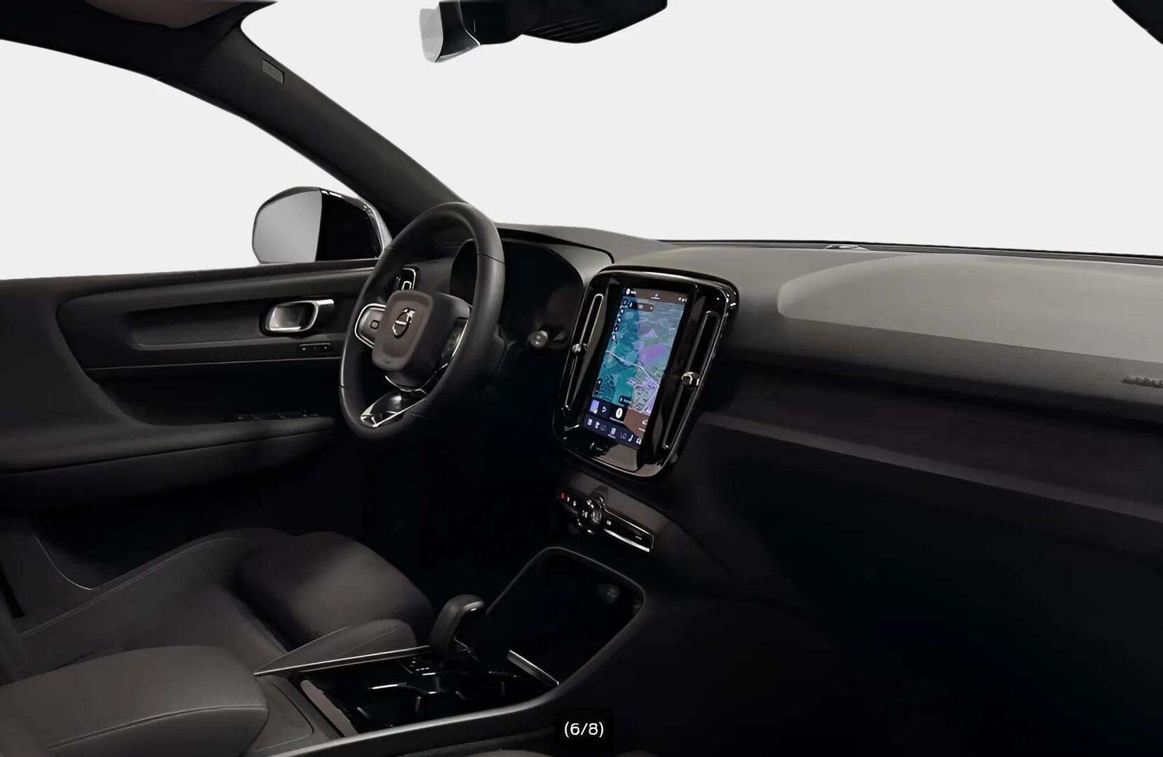VOLVO XC40 2023