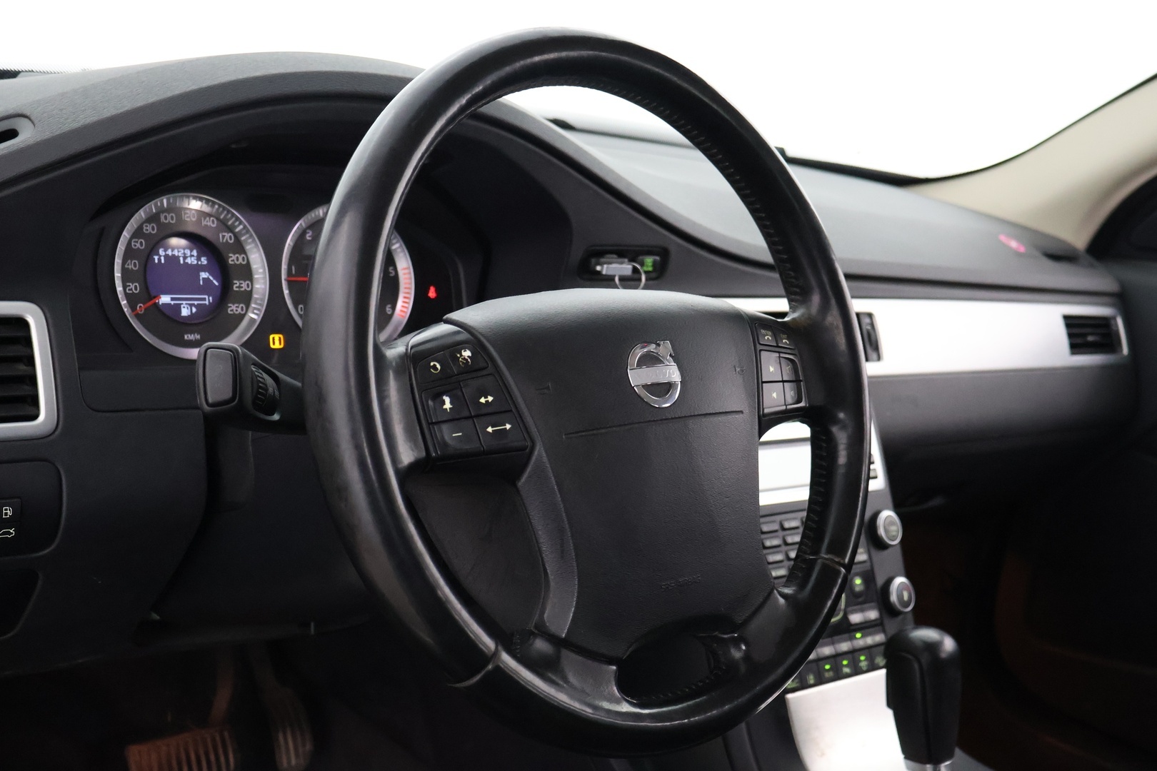 VOLVO XC70 2008