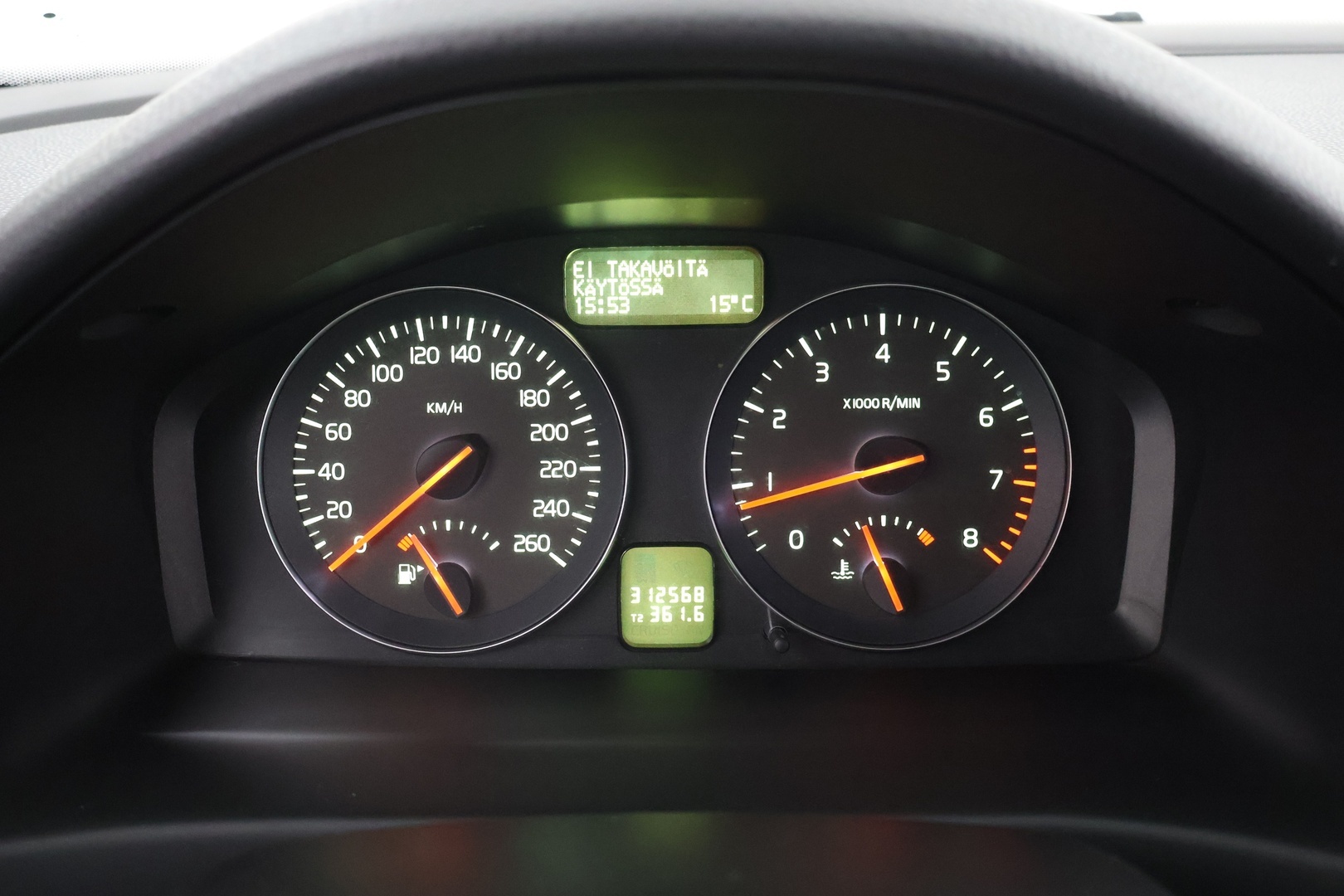 VOLVO V50 2011