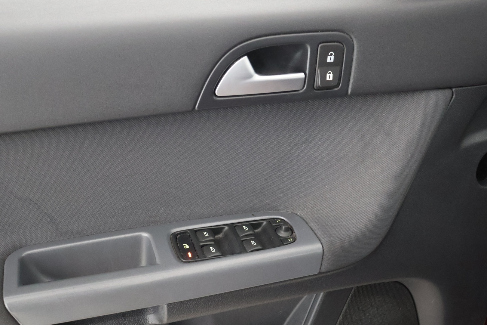 VOLVO V50 2011