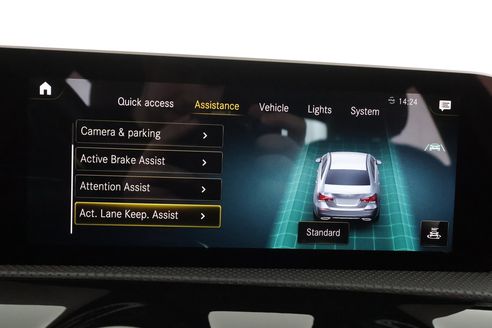 MERCEDES-BENZ A 2019