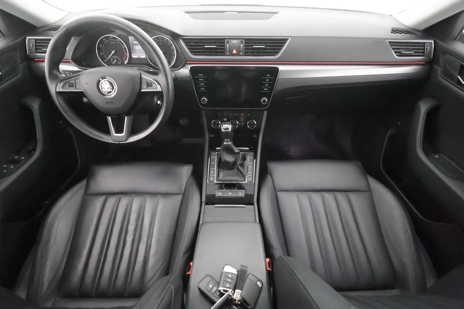 SKODA Superb 2019