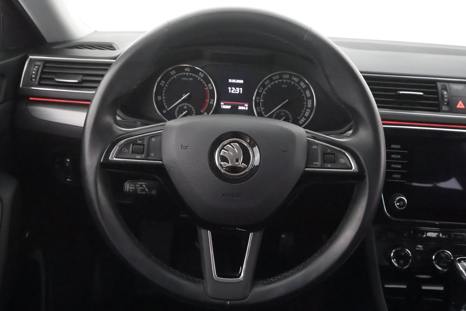 SKODA Superb 2019