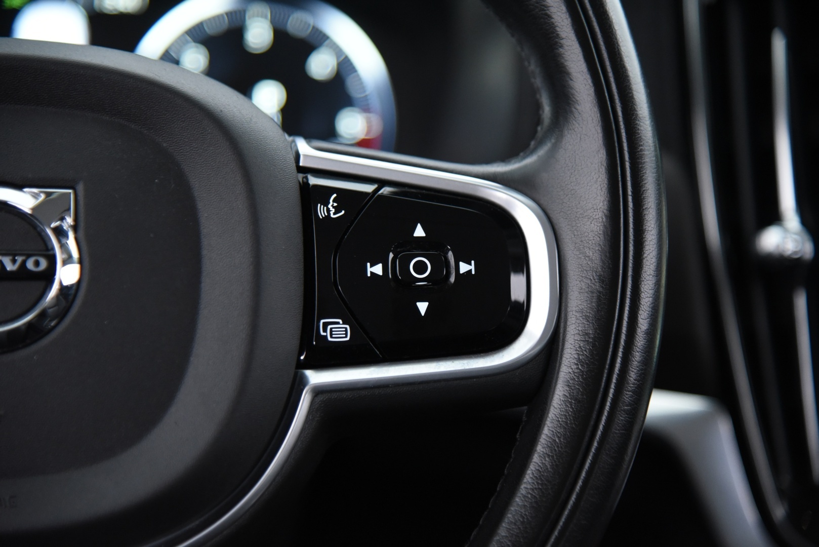 VOLVO V90 Cross Country 2019