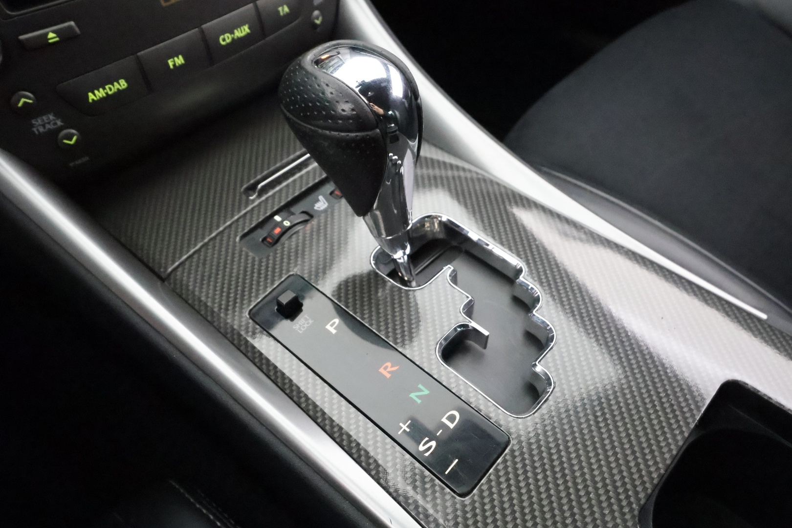 LEXUS IS 2012