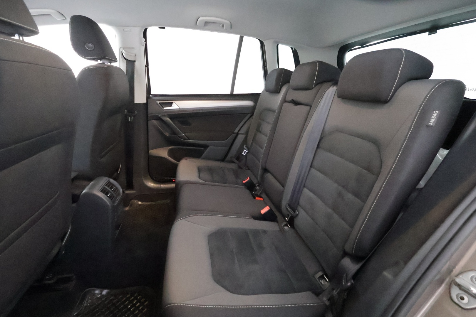 VOLKSWAGEN Golf Sportsvan 2016