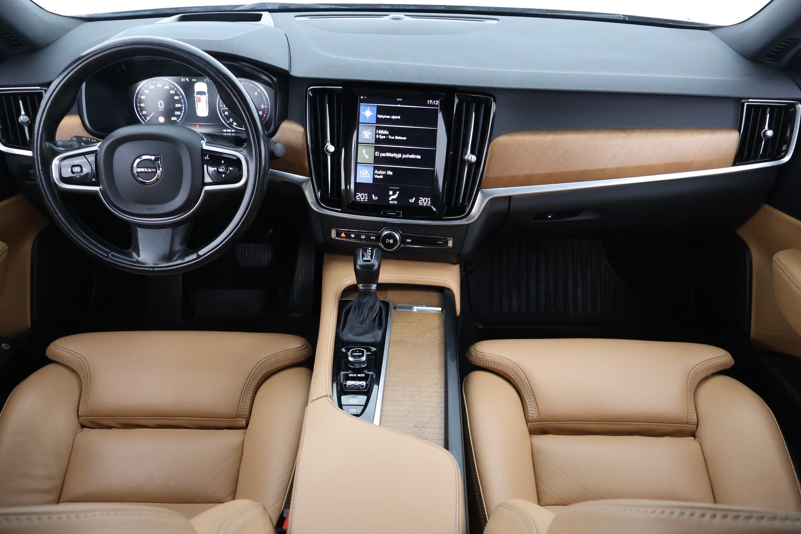 VOLVO S90 2016