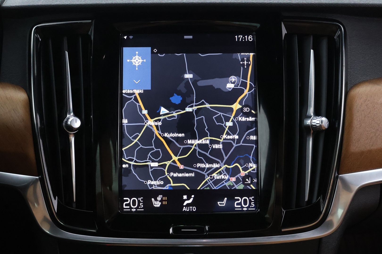 VOLVO S90 2016
