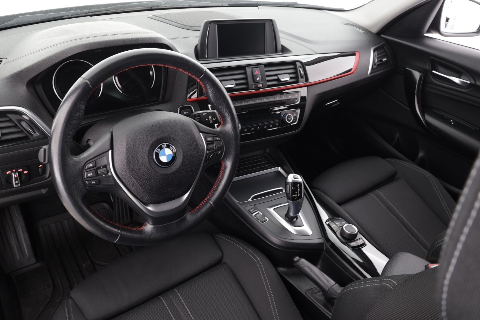 BMW 118 2018