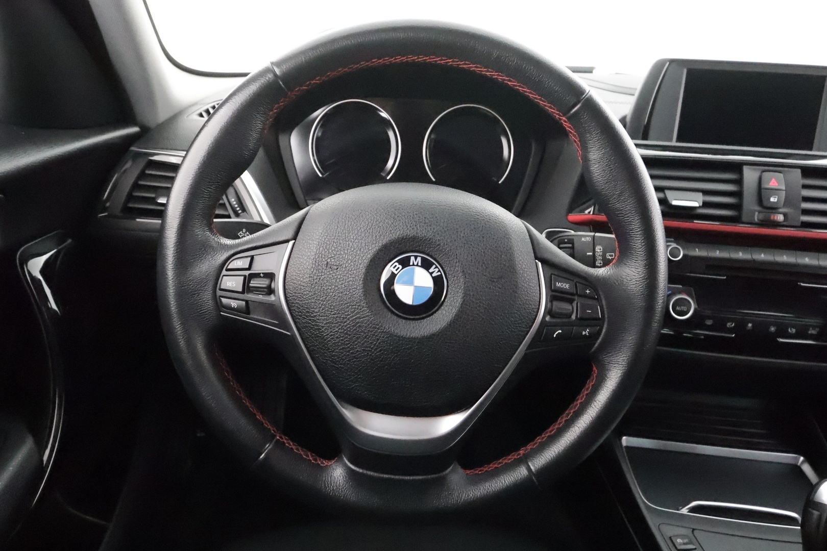 BMW 118 2018