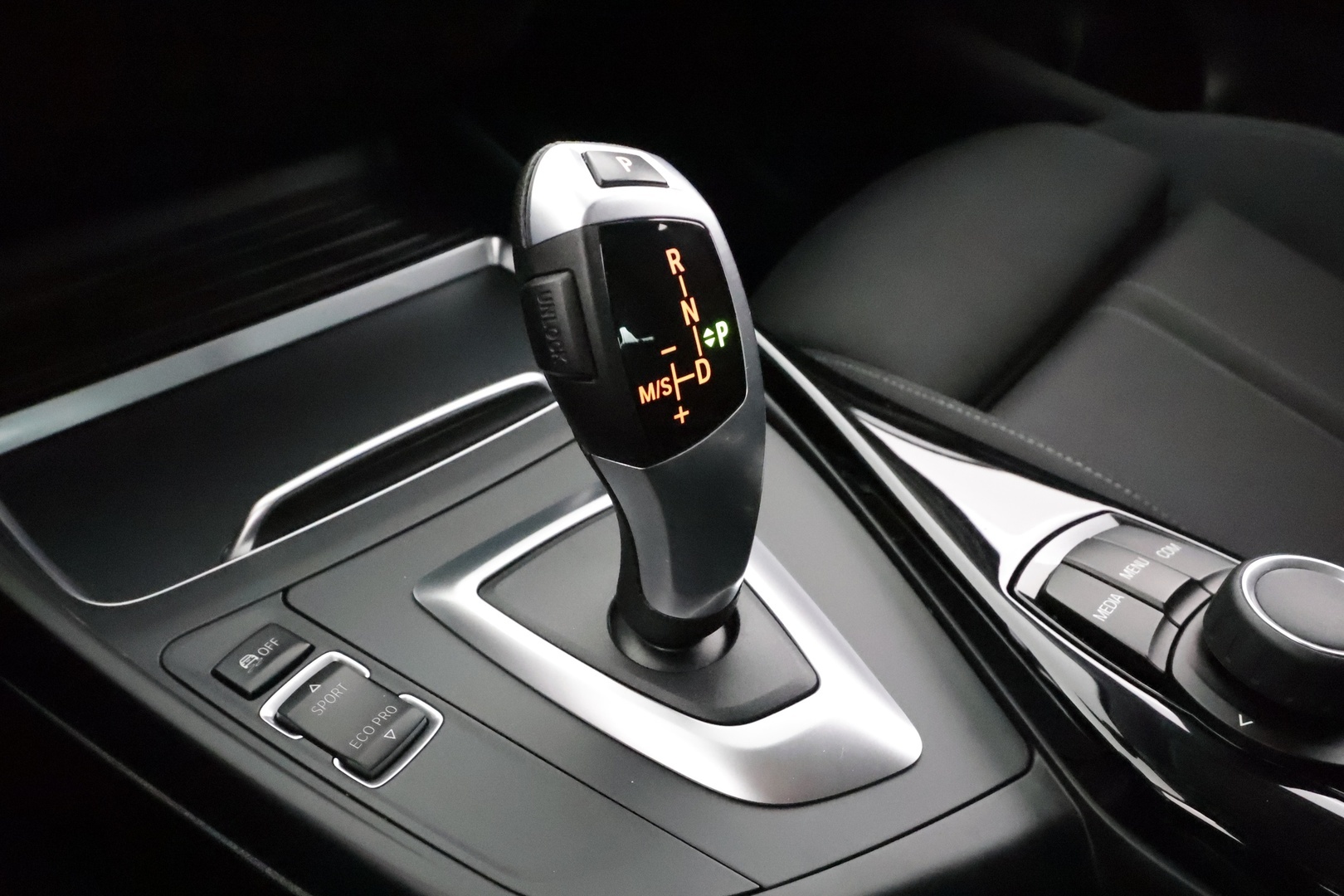 BMW 118 2018