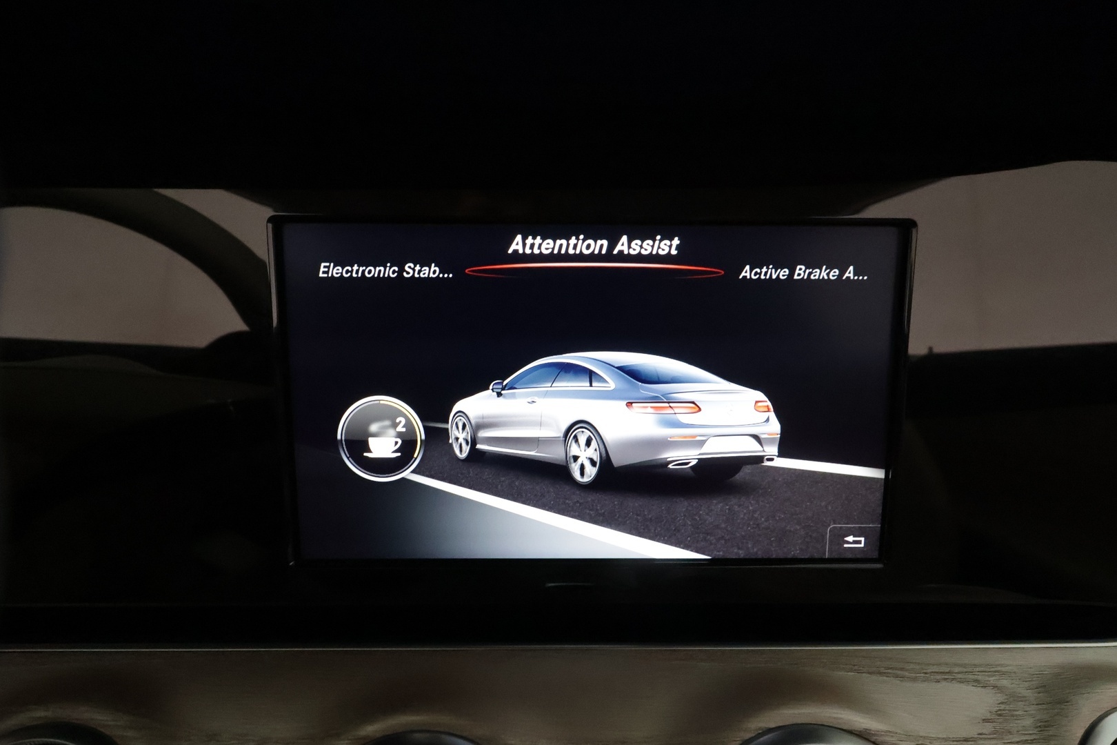 MERCEDES-BENZ E 2018