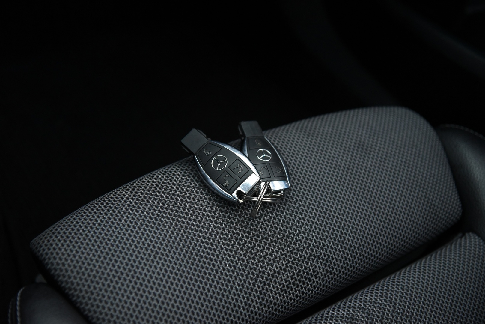 MERCEDES-BENZ C 2017