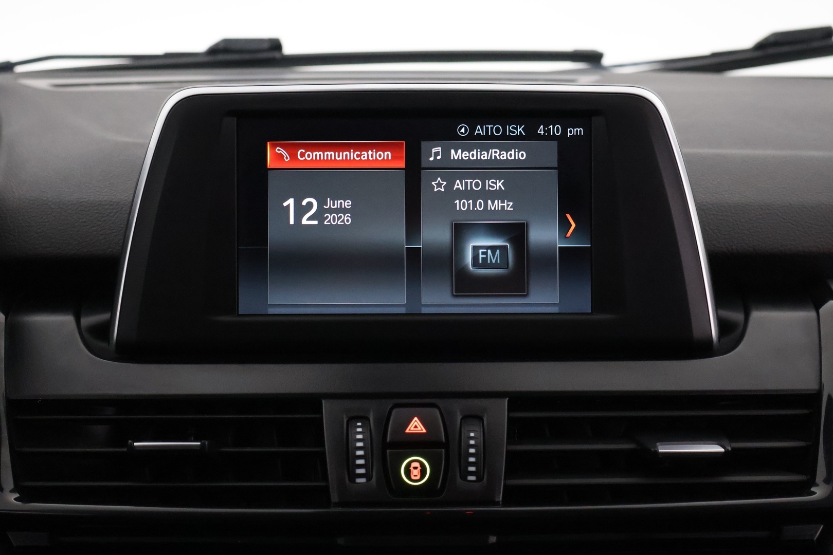 BMW 216 2019