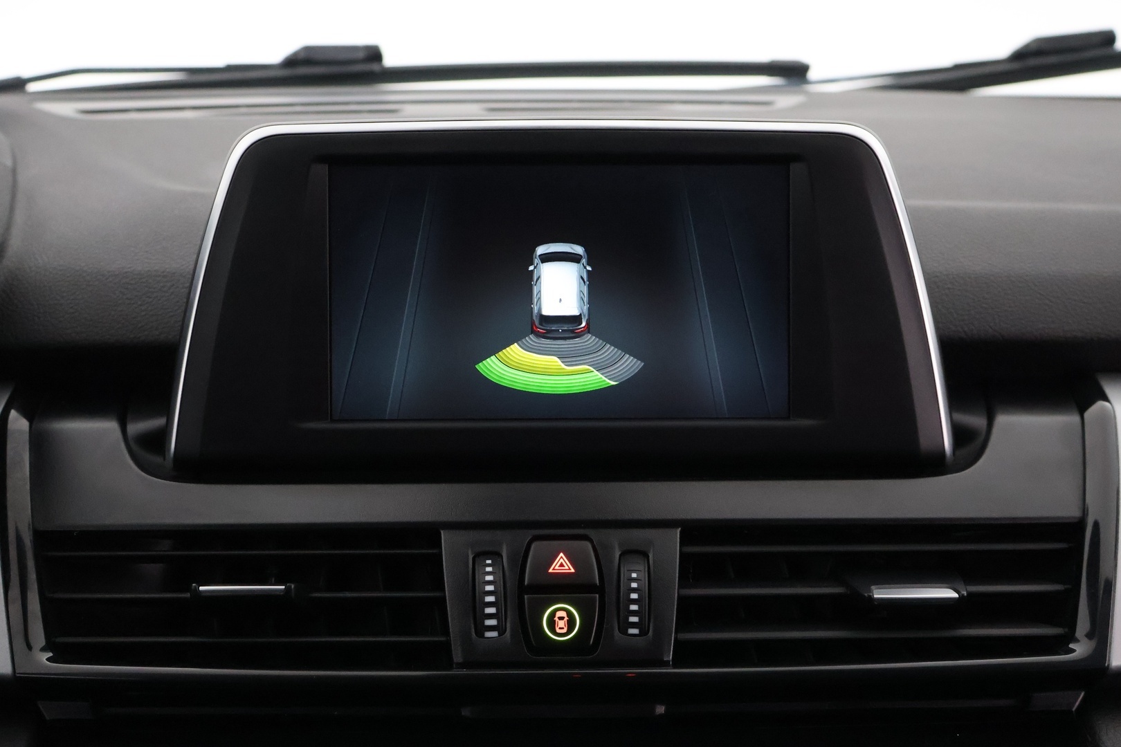 BMW 216 2019