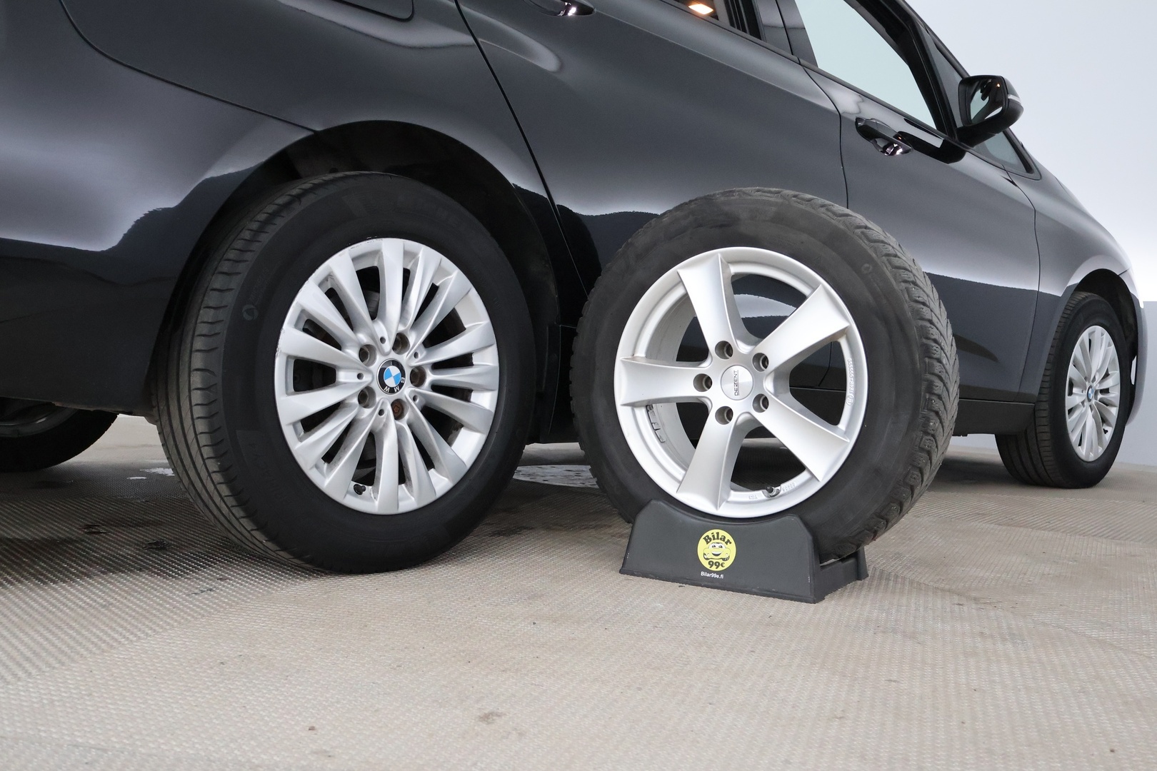 BMW 216 2019