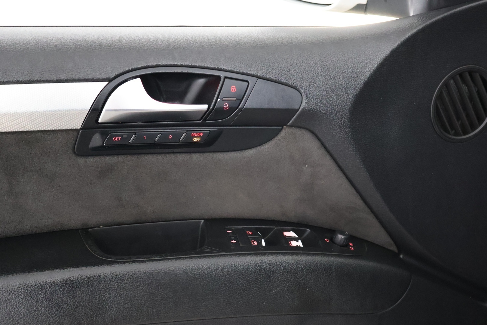 AUDI Q7 2006