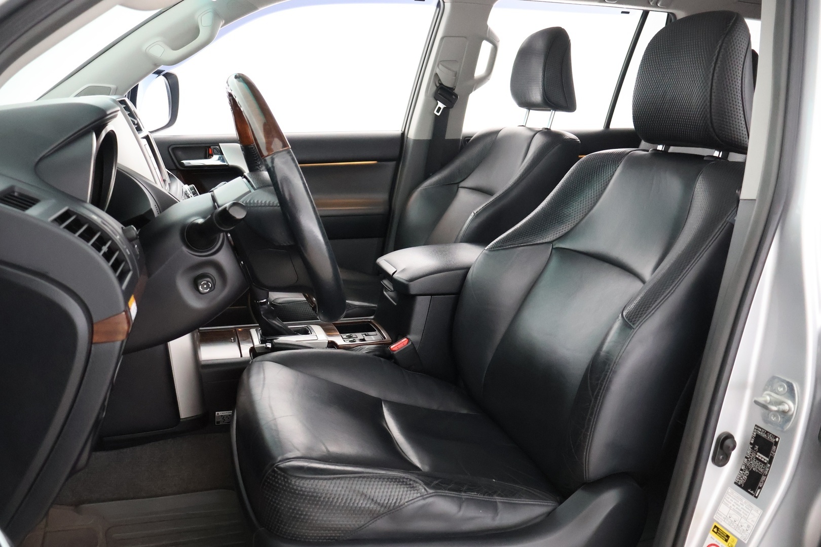 TOYOTA Land Cruiser 2011