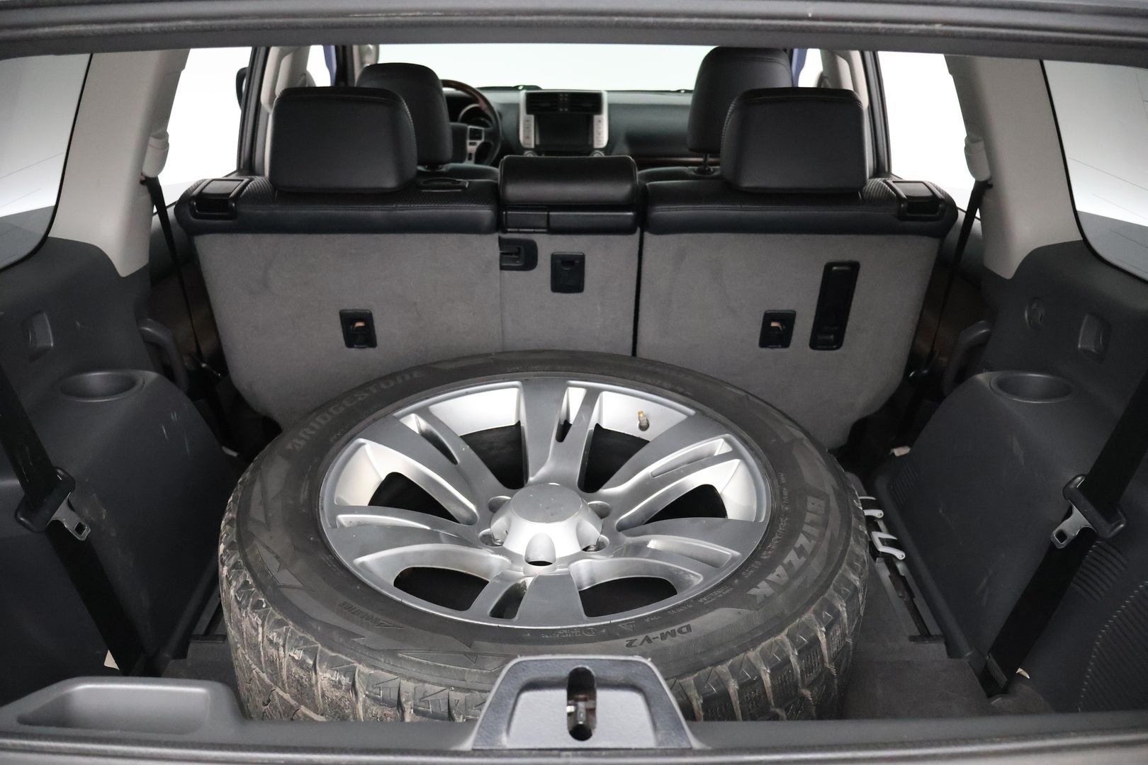 TOYOTA Land Cruiser 2011