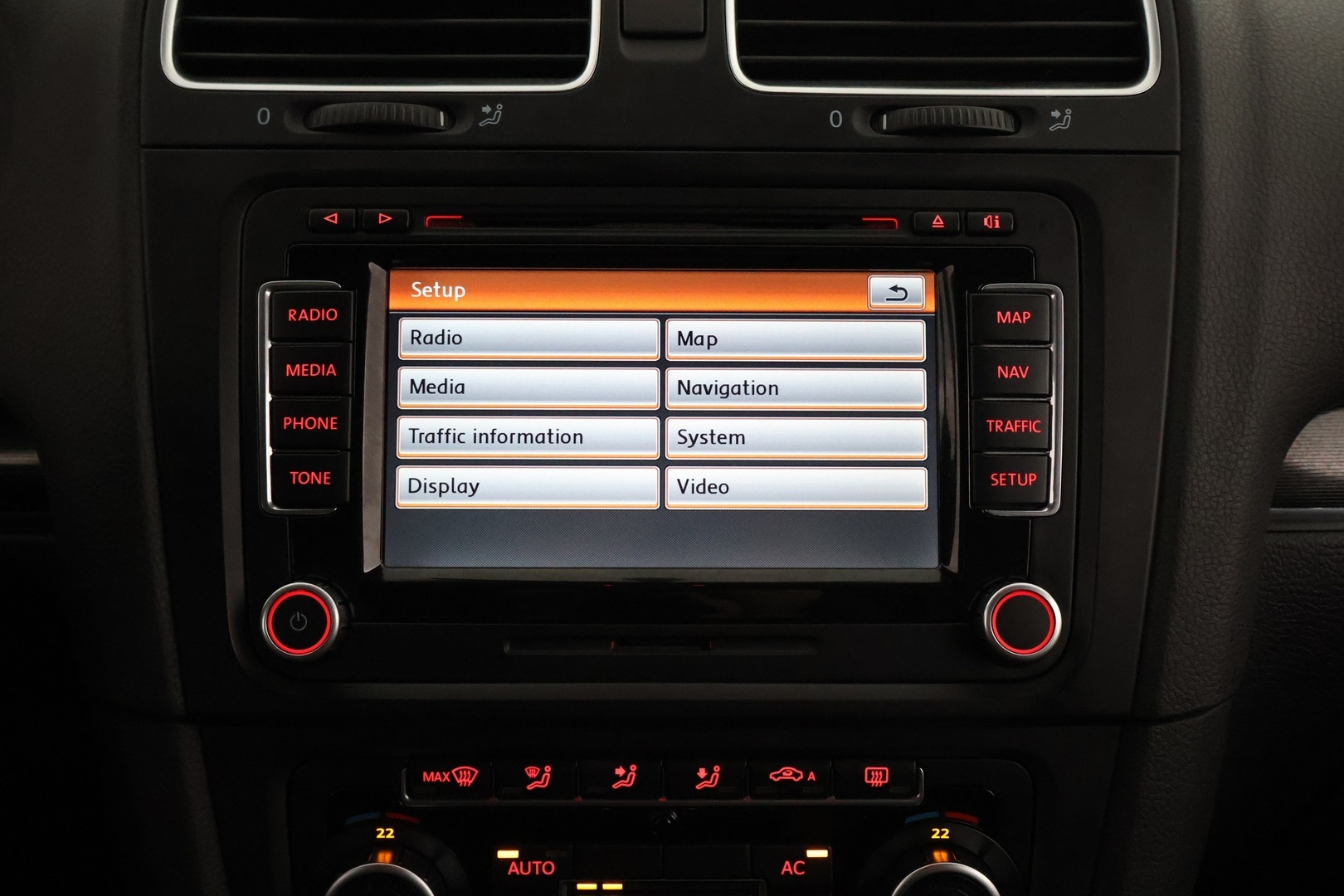 VOLKSWAGEN Golf 2010